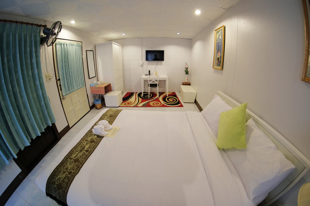נאן Baan Issara Boutique Hotel מראה חיצוני תמונה