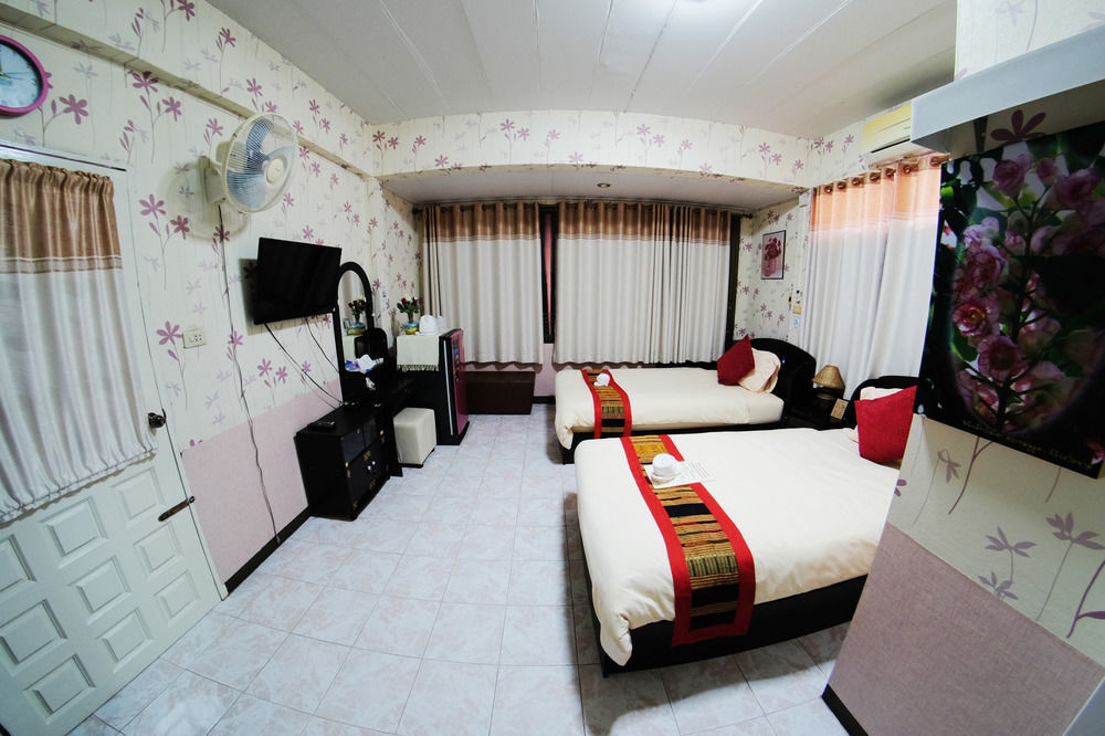 נאן Baan Issara Boutique Hotel מראה חיצוני תמונה