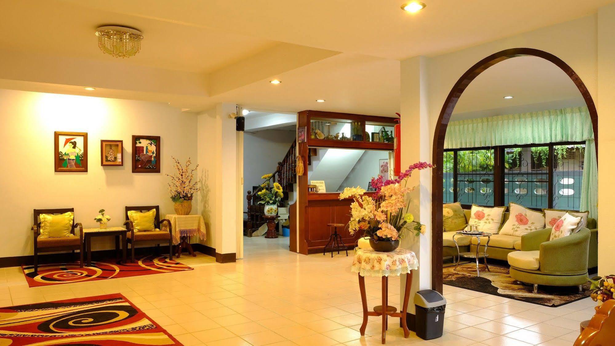 נאן Baan Issara Boutique Hotel מראה חיצוני תמונה