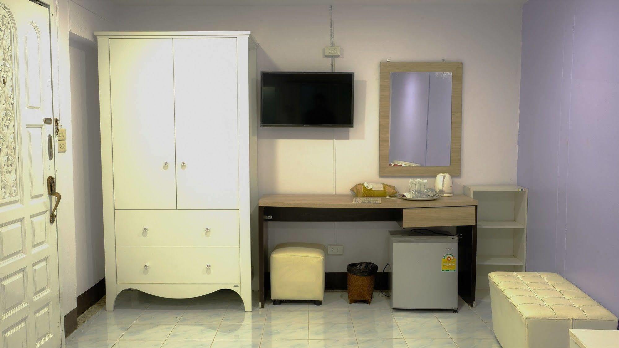 נאן Baan Issara Boutique Hotel מראה חיצוני תמונה